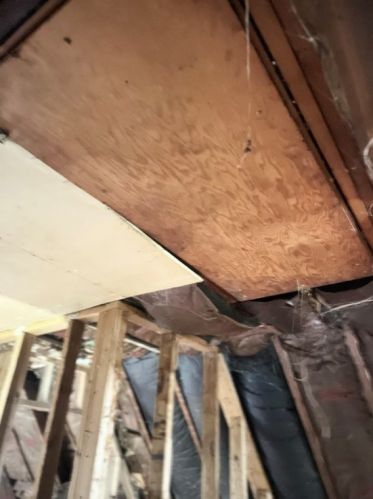 1113 Norwood St, Mckeesport PA  15133-3933 exterior