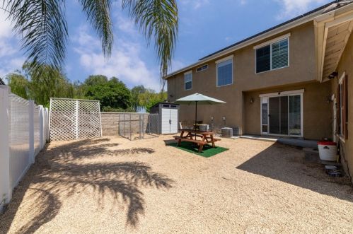 25989 Msn Rd, Loma Linda CA  92354-6506 exterior