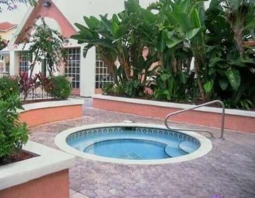 1060 Crystal Way, Delray Beach FL 33444-1012 exterior