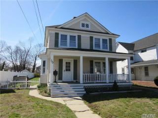 150 Maple Ave, Canaan Lake, NY 11772-2858