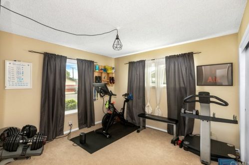 2717 Palmyra Ave, Orange CA 92869-4762 exterior