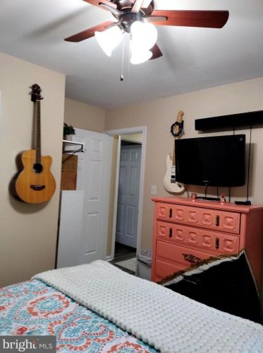 18128 Monrovia Rd, Madison Mills VA  22960-3109 exterior