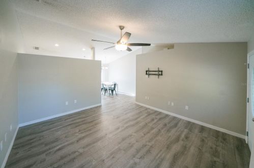 1881 Calle Naranja, Deland, FL 32724-8706