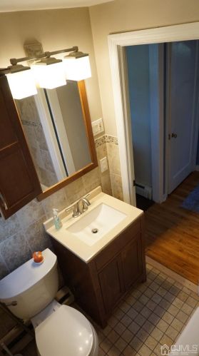 377 William St, Piscataway NJ 08854-6057 exterior