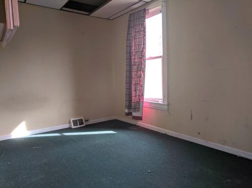 48 1st Ave, Saltsburg PA  15681-8157 exterior