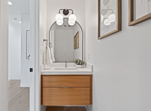 813 Lakeview Way, Redwood City CA  94062-3412 exterior