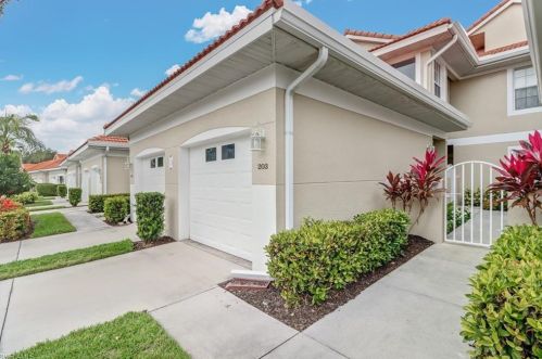 5135 Cobble Creek Ct, Naples, FL 34110-1362