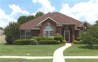 5609 Stonehenge Dr, Richardson TX  75082-4027 exterior