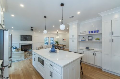 84 Elmwood Ave, Chatham Township NJ  07928-2628 exterior