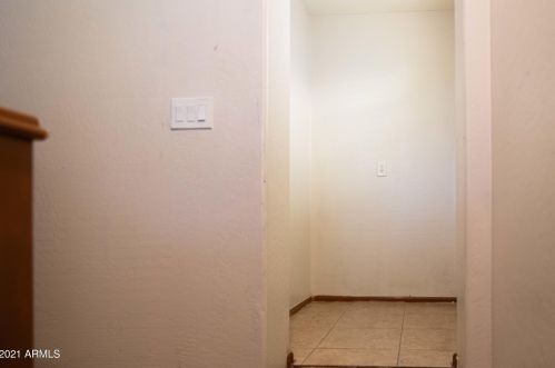 7752 Bonitos Dr, Phoenix AZ  85035-5076 exterior