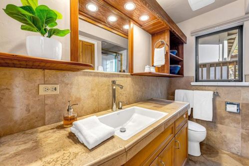 1007 Benito Ave, Del Monte Park CA  93950-5403 exterior