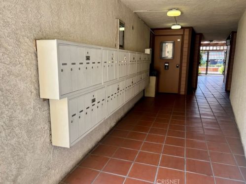 15155 Sherman Way, Van Nuys CA  91405-2044 exterior