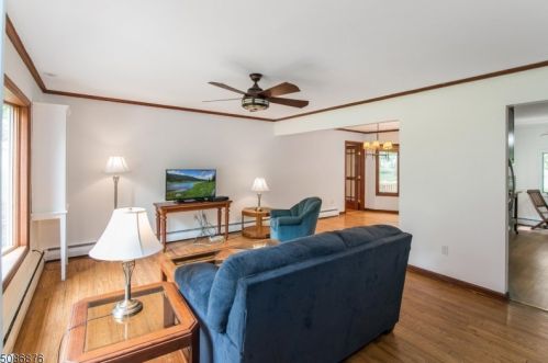 3 Orchard St, Greystone Park NJ  07950-3228 exterior