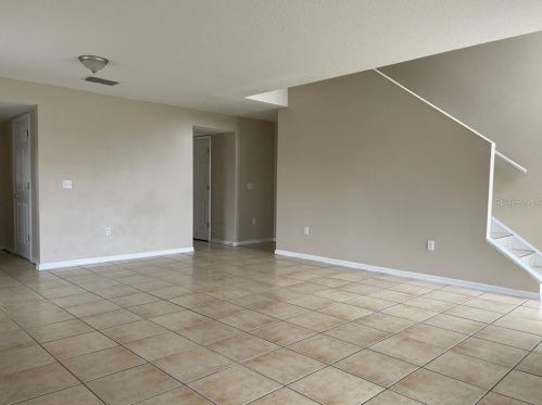 601 Royalty Ct, Kissimmee FL 34758-3216 exterior