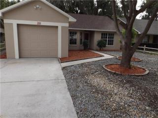 208 Kelly Cir, Sanford, FL 32773-7344