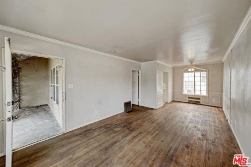 825 Verdugo Rd, Glendale CA  91206-2536 exterior