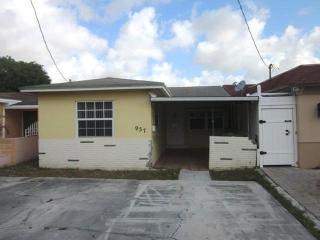 937 77th St, Hialeah, FL 33014-4018
