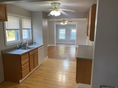 83 Stafford St, Waterbury, CT 06704-1430
