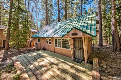 1613 Sitka Cir, South Lake Tahoe, CA 96150-4810