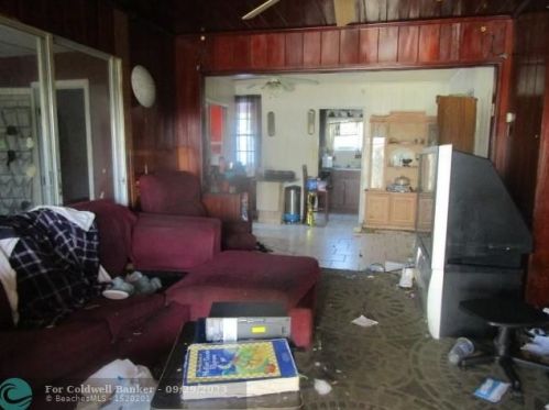 1054 26th St, West Palm Beach, FL 33404-4149