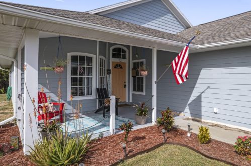 9215 101st Ave, Vero Beach, FL 32967-3034