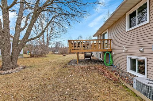 604 6th Ave, Little Falls, MN 56345-2429