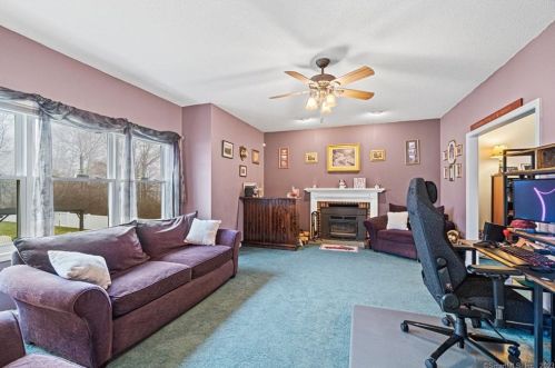 3 Killen Rd, Wallingford CT  06492-2697 exterior