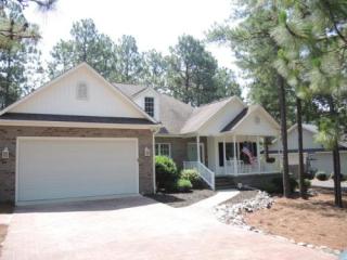 1665 Longleaf Dr, Pinehurst, NC 28374-8354