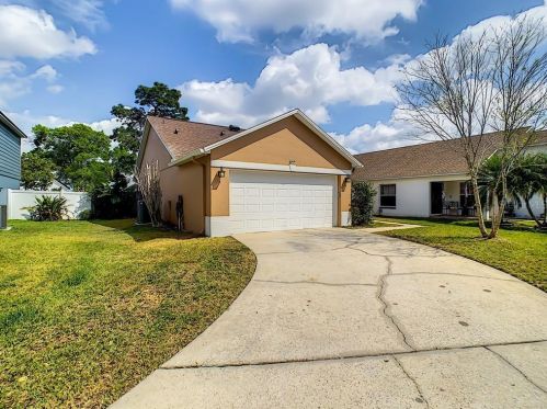 822 Mclean Ct, Orlando FL 32825-6367 exterior