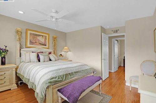 1220 Hillcrest Ave, Livermore CA  94550-4923 exterior