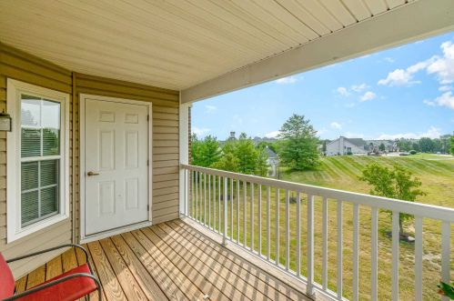998 Mistflower Ln, Florence KY  41042-8098 exterior