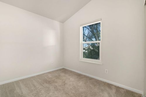 913 Kingwood St, Santa Rosa CA  95401-6509 exterior