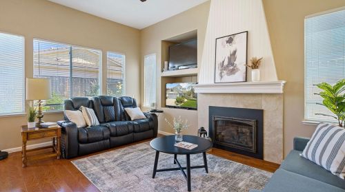 2615 Sequoia St, Lodi CA  95242-4689 exterior