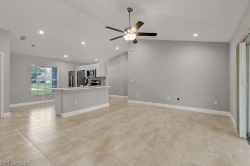3019 34th St, Lehigh Acres, FL 33976-4541