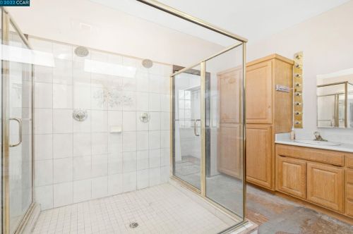 1900 Tule Ln, Oakley CA  94561-5088 exterior