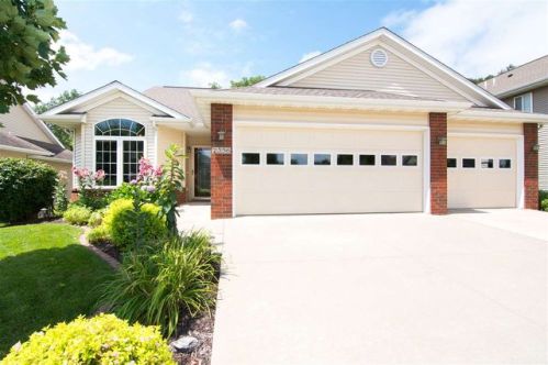 2356 Belmont Dr, Iowa City, IA 52241-9706
