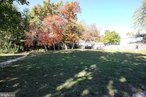 132 Rittenhouse Dr, Willingboro NJ  08046-2573 exterior