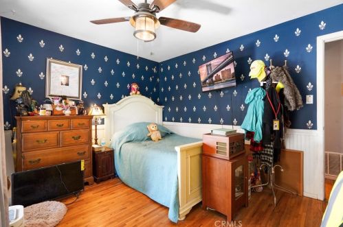 2124 Ash Ave, Fullerton CA  92833-3211 exterior