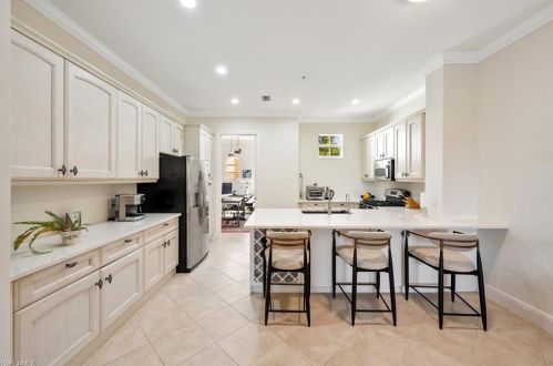 9221 Museo Cir, Naples, FL 34114-9521