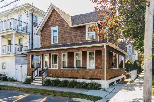 42 Central Ave, Ocean Grove, NJ 07756-1630