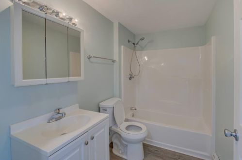 19 Cantaberry Ln, Coventry RI  02816-6903 exterior