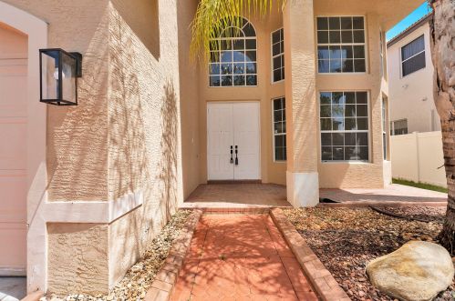 17937 36th St, Hollywood, FL 33029-1684