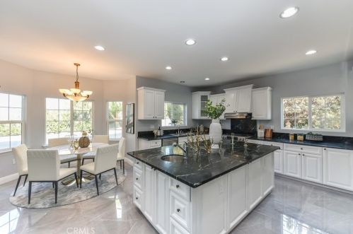568 Avenida Esplendor, Walnut CA  91789-2684 exterior