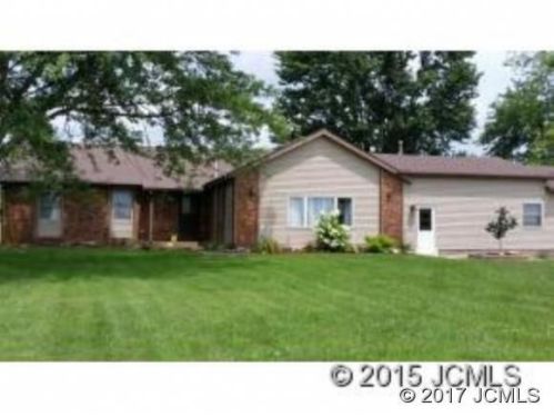 1105 Simmons Rd, Madison, IN 47250-8375