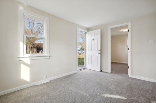 311 La Salle Ave, Mishawaka IN  46545-6224 exterior