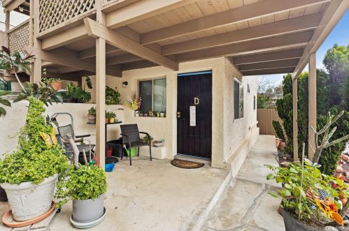 1218 Spruce St, San Diego CA  92105-3749 exterior