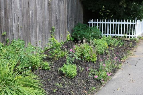 423 Harland Rd, Norwich CT  06360-1954 exterior