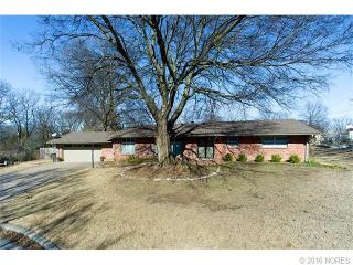 1906 Saturn Ct, Bartlesville, OK 74006-6114