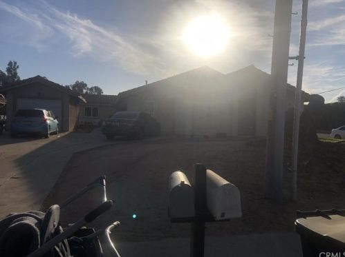 3463 Harrison St, Riverside CA  92503-4286 exterior