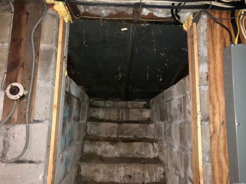 921 Hawkins Ave, Lake Grove NY 11755-1627 exterior